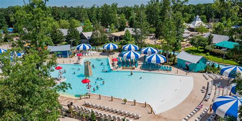 Six Flags Hurricane Harbor Debuts Largest Expansion in Waterpark’s History