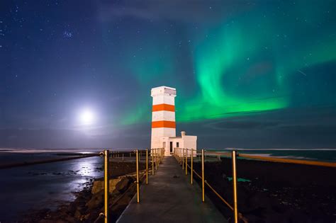 Northern Lights Photos – Aurora Reykjavik