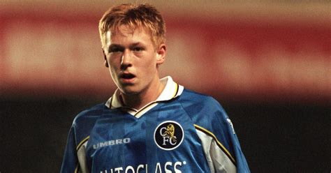 Chelsea's Mikael Forssell playing against Arsenal at Highbury, London ...