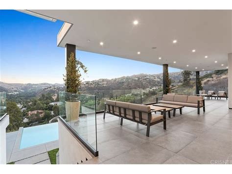 Joe Rogan's House is Worth $5 Million and It's Beautiful | Joe rogan ...