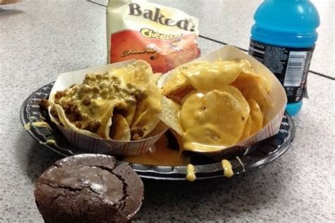 Are These the Worst School Lunches You've Ever Seen? | Food, Food ...