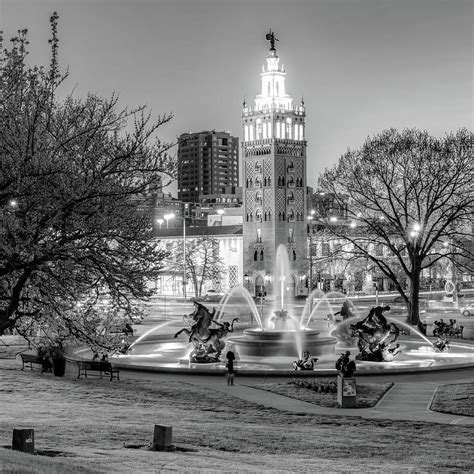 Bw Kansas City Plaza And J.c. Nichols Memorial Fountain - Kansas City ...