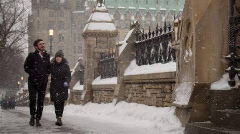 Ottawa area could get walloped by 5-10 cm of snow Wednesday - Ottawa - CBC News