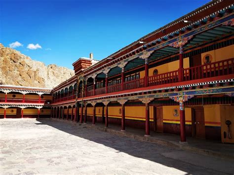 Typical colors of Tibetan monasteries Colours have a very deep meaning ...