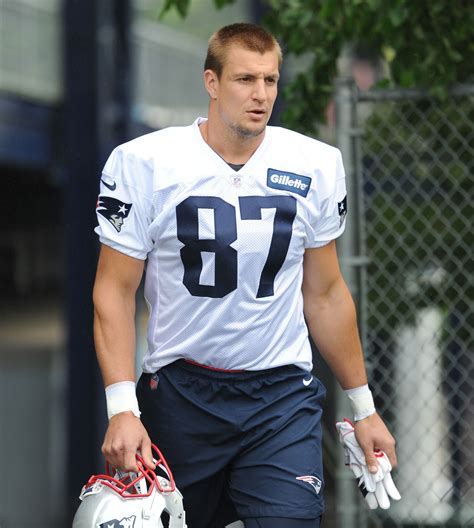 Rob Gronkowski Out For Week 7?