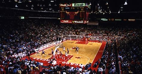 Old Chicago Stadium | Nba arenas, Da bulls, Sports arena