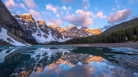 Moraine Lake Sunrise Timelapse - 4K - YouTube