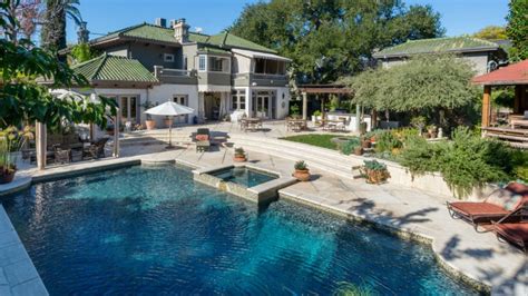 Actor Tony Shalhoub Lists Hollywood Home