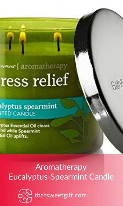 Aromatherapy Eucalyptus-Spearmint Scented Candle | ThatSweetGift