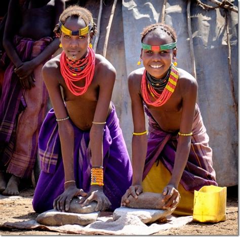 Tribes of Omo Valley – Memento Ethiopia Tours