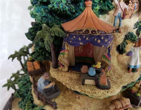 Thomas Kinkade Musical Illuminated "Glory To The Newborn King" Nativity ...