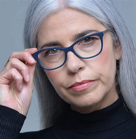 Glasses for grey hair: 40 spectacular styles | Banton Frameworks