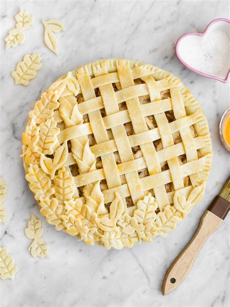 4 Easy Ways To Make Your Lattice Pie Crust More Beautiful | BAKED