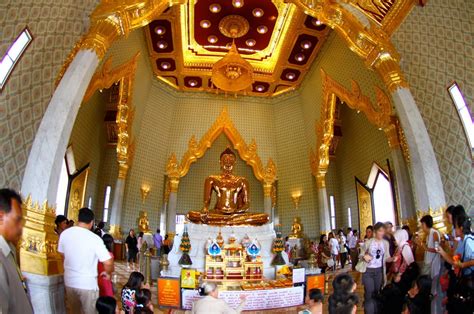 Wat Traimit in Bangkok - Temple of Golden Buddha in Chinatown Bangkok – Go Guides