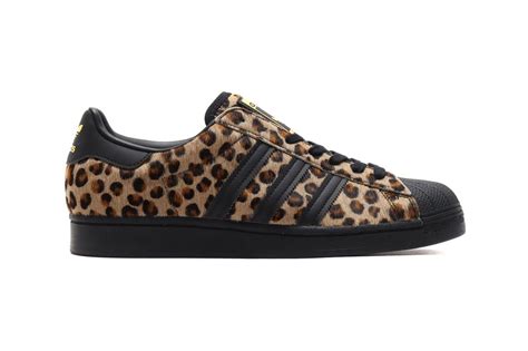 Adidas Originals Superstar Kicks in Leopard Print