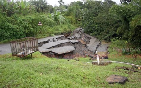 Landslip causes closure of part of the Gran Couva Main Road