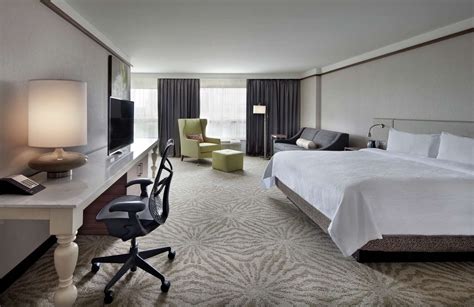 Hilton Garden Inn Montreal Airport St Laurent, QC - See Discounts