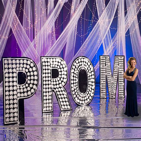 Top 10 Prom Themes | School Dances | Event Decor | PartyIdeaPros.com