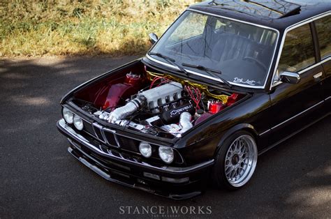 Full Tilt - Dirk Deppen's Procharged V8-Swapped 1986 BMW E28 535i