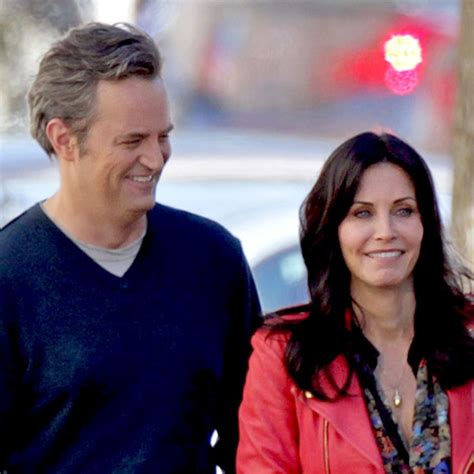 Friends Reunion: New Courteney Cox & Matthew Perry Pics! - E! Online