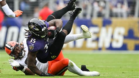 Baltimore Ravens at Cleveland Browns: Game predictions, picks, odds