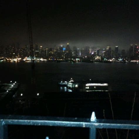 Edgewater, NJ