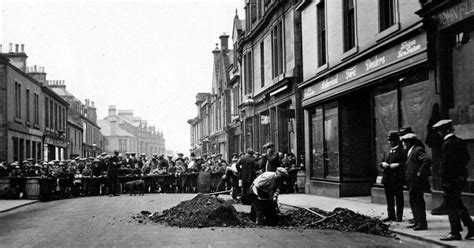 Tour Scotland Photographs: Old Photographs Bathgate Scotland