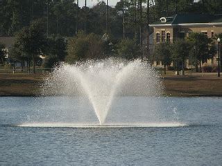 Water Fountain 3605 | water fountain in a pond | Joanna Lee Osborn | Flickr