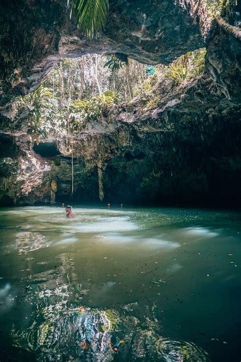 Shades of Emerald in the Jade Cavern - Cozumel, Mexico | Kraska Fox