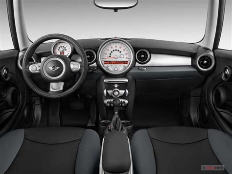 2010 Mini Cooper: 11 Interior Photos | U.S. News