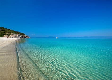 Top 10 Magnificent Greek Beaches