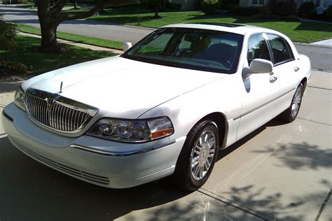 2006 Lincoln Town Car - Pictures - CarGurus