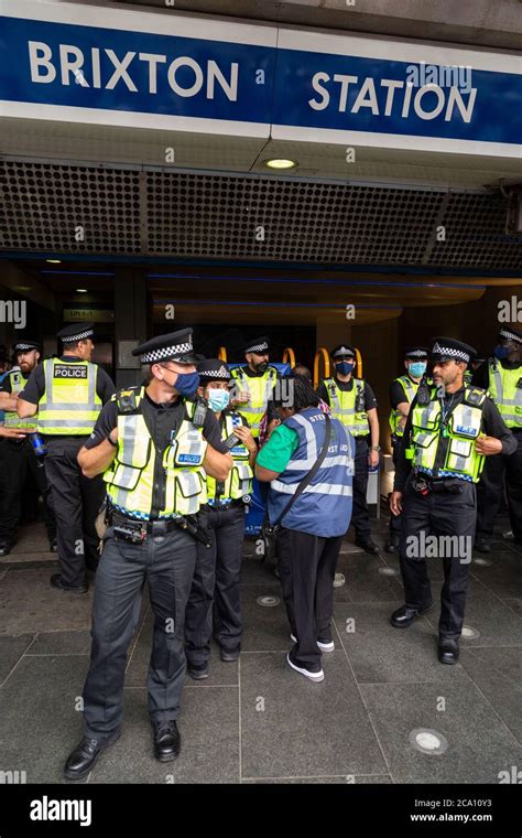 Brixton police hi-res stock photography and images - Alamy