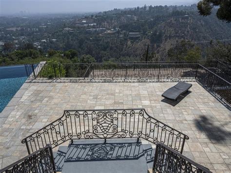 Beverly Hills Swimming Pool: An Overlook of Luxury - HDRi Maps and ...