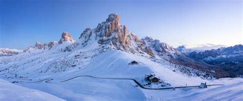 Cortina D'Ampezzo Ski Resort (Italy) - Ski Holidays 2023/2024 | WeSki