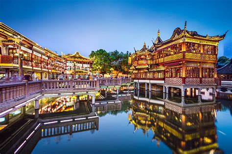 Best Yu Garden Shanghai Stock Photos, Pictures & Royalty-Free Images ...