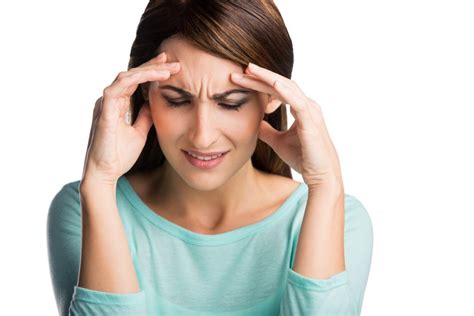 Dehydration headaches: Signs, treatment, and prevention