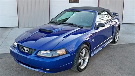 Sonic Blue 2004 Ford Mustang