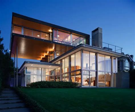 18 Modern Glass House Exterior Designs