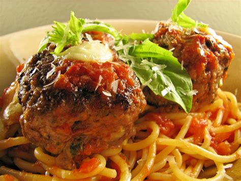 Spaghetti Pasta with Meatballs Recipe