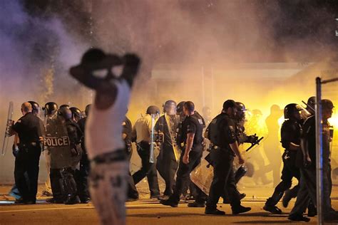 Violent protests erupt in Memphis suburb after US Marshals shot and ...