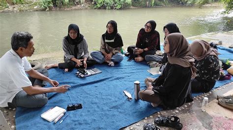 Seri Female Green Camp #5: Hilangnya Relasi Cinta pada Sungai – Kiara Indonesia