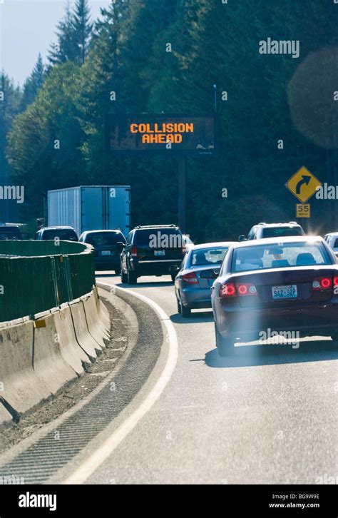 Traffic congestion warning sign -Fotos und -Bildmaterial in hoher ...