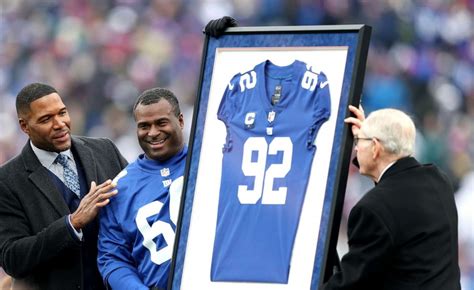 New York Giants legend Michael Strahan reflects on family, teammates as ...