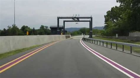 New York State Thruway (Interstate 87 Exit 17) northbound {Local Traffic Exit) - YouTube