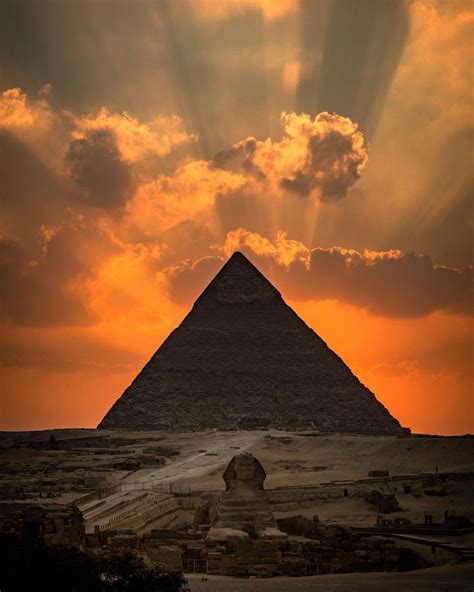 Sunset behind the Pyramid of Khafre in Gizah Egypt | by James J. Cruz [1080 x 1350] | Pyramids ...