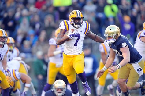 What do LSU football players eat before a game?