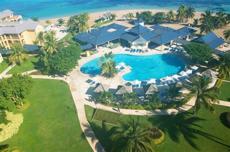 Jewel Runaway Bay Resort Cheap Vacations Packages | Red Tag Vacations