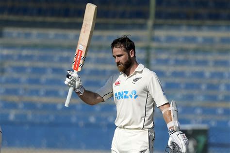 Kane Williamson brings up his double-century | ESPNcricinfo.com