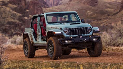 Why the 2024 Jeep Wrangler Rubicon Is Switching to a Full-Float Rear Axle